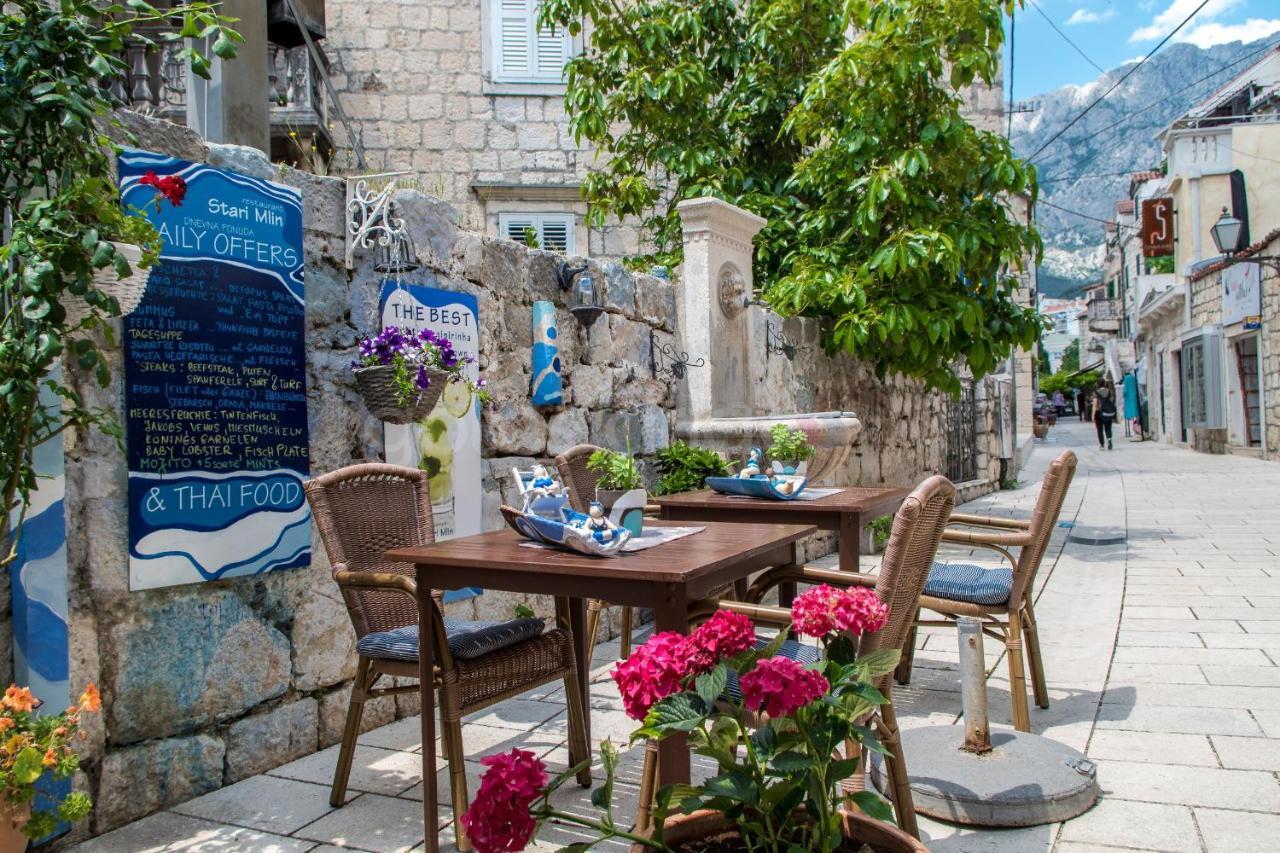 Luxury Rooms Palace B&B Makarska Esterno foto