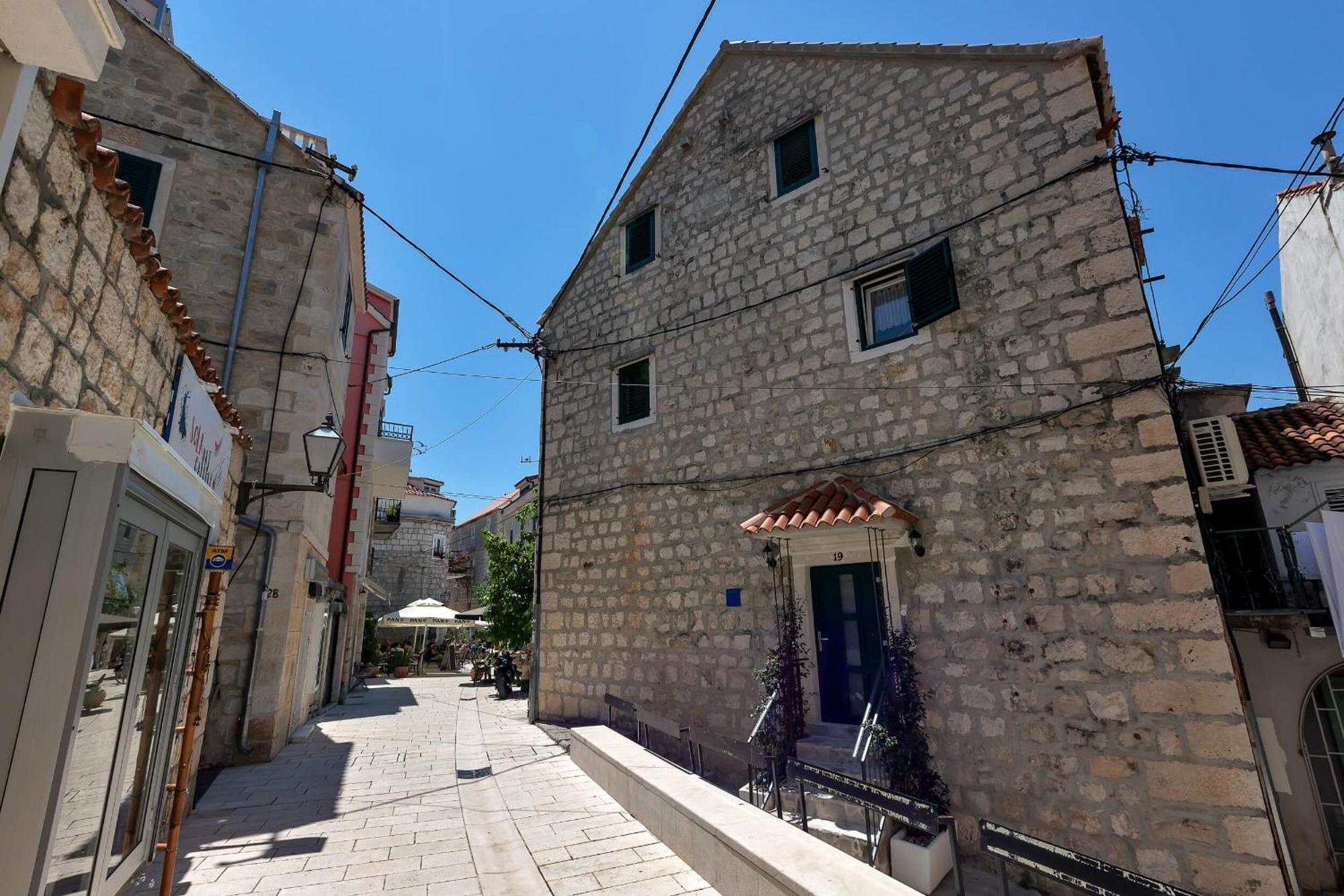 Luxury Rooms Palace B&B Makarska Esterno foto
