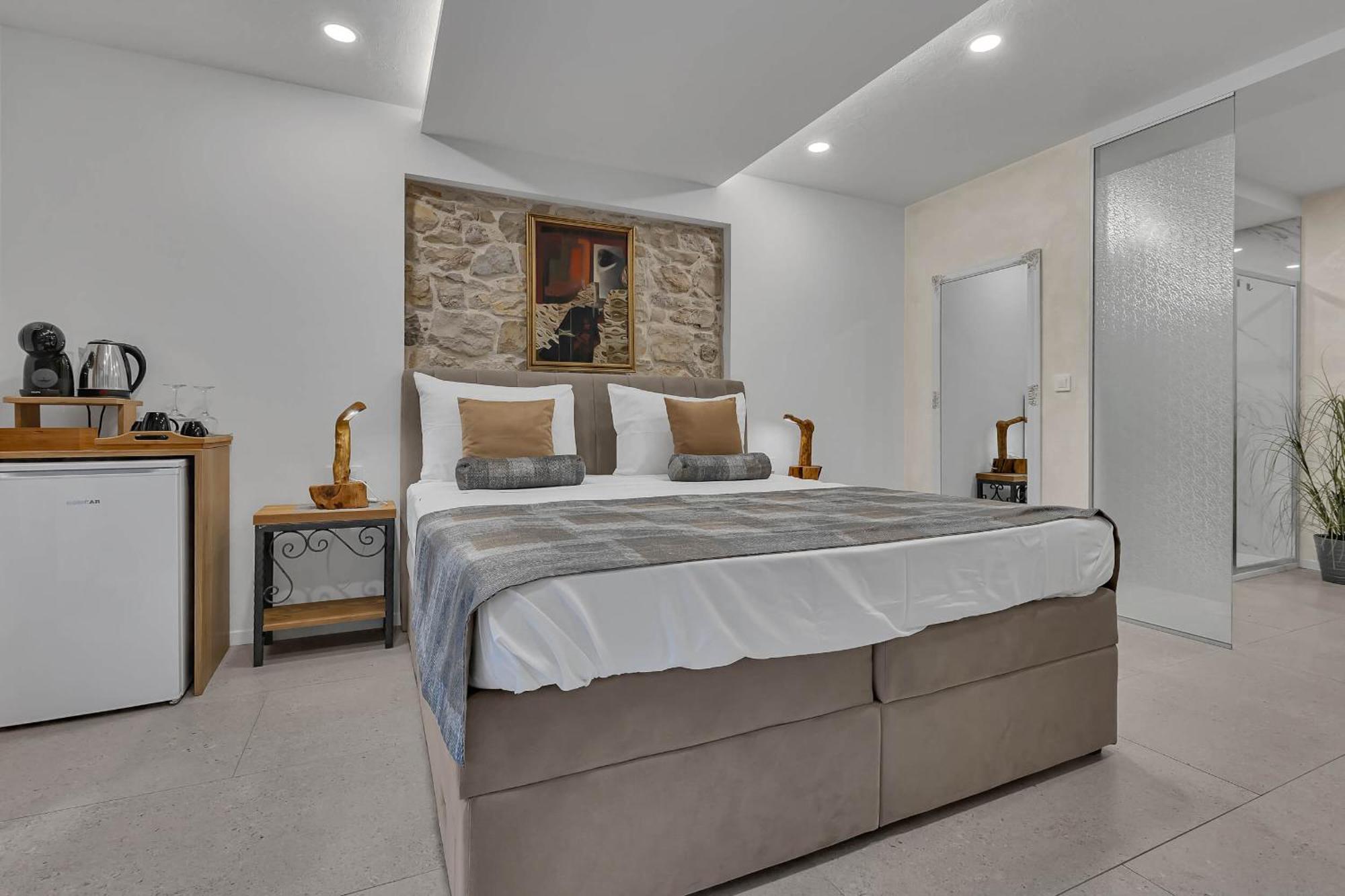 Luxury Rooms Palace B&B Makarska Esterno foto