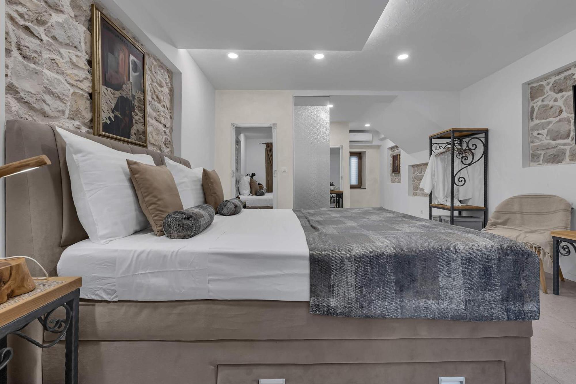 Luxury Rooms Palace B&B Makarska Esterno foto