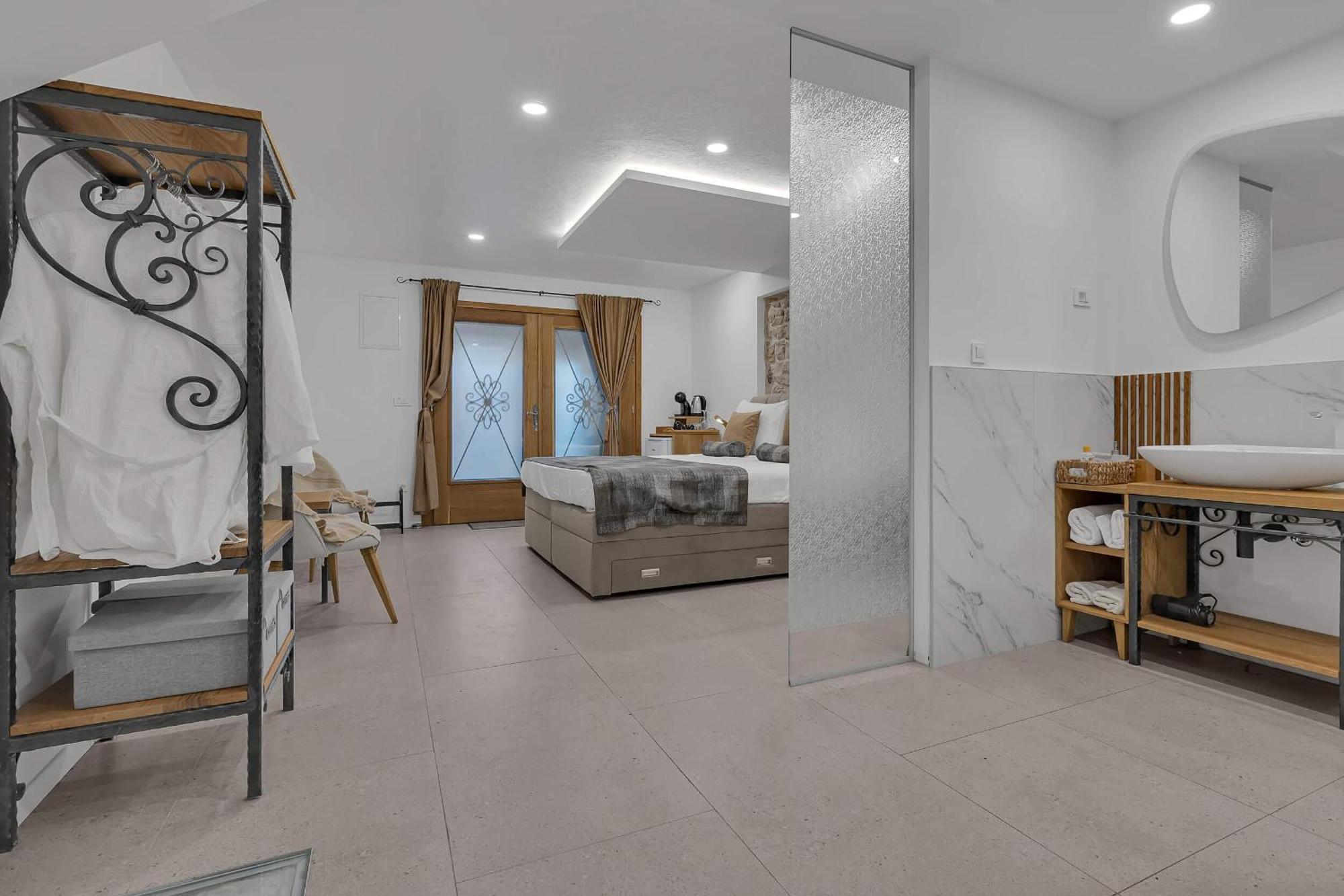 Luxury Rooms Palace B&B Makarska Esterno foto