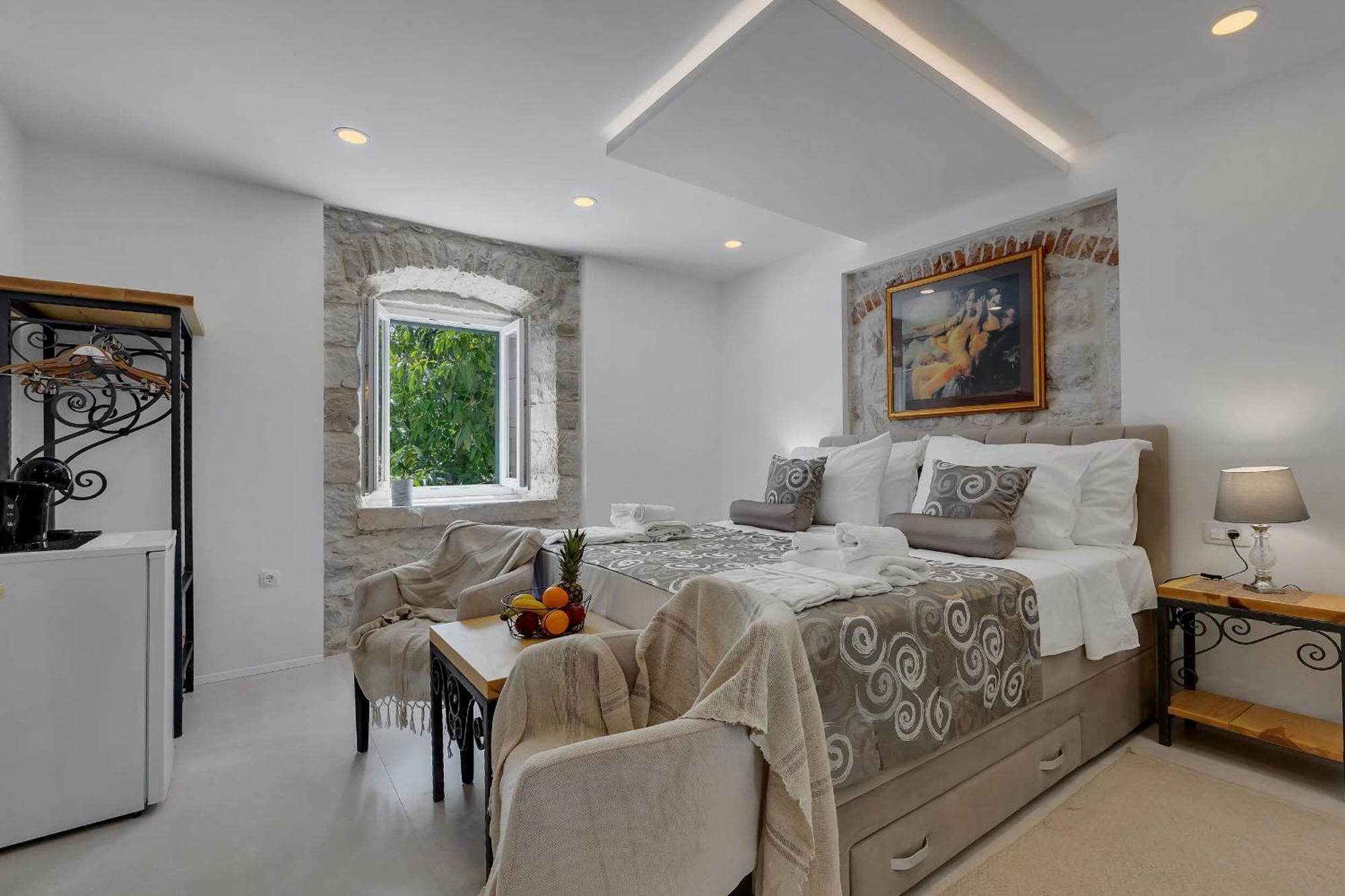 Luxury Rooms Palace B&B Makarska Esterno foto